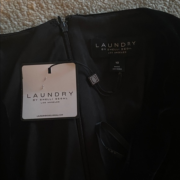 Laundry by Shelli Segal black velvet NWT size 10 dress - Picture 8 of 8